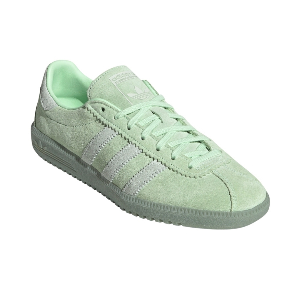 Adidas BRMD W Sneakers NWT (Size 5.5)
